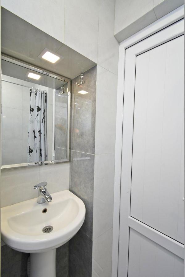Apartment красивая на комитас 55